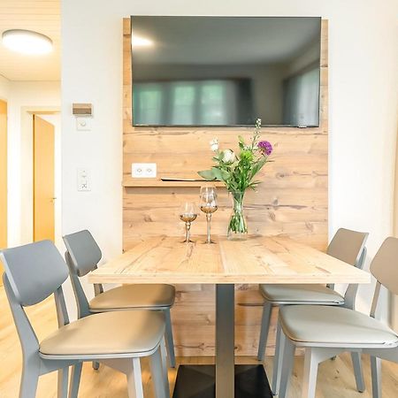 Lauberhorn Apartment - Aare Jungfrau Ag กรินเดลวัลด์ ภายนอก รูปภาพ